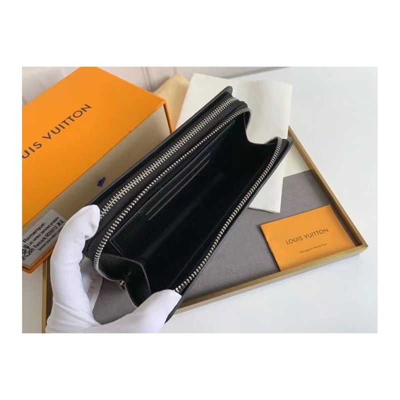 Louis Vuitton Monogram Wallet