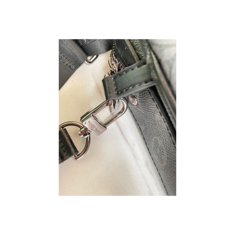 Louis Vuitton Monogram Shoulder Bag
