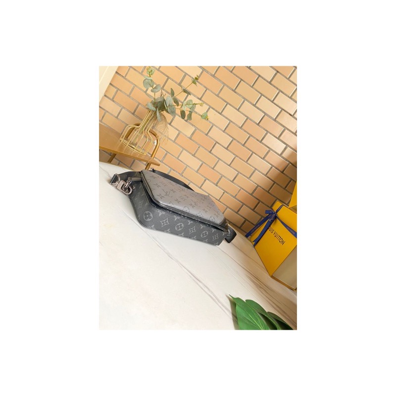 Louis Vuitton Monogram Shoulder Bag