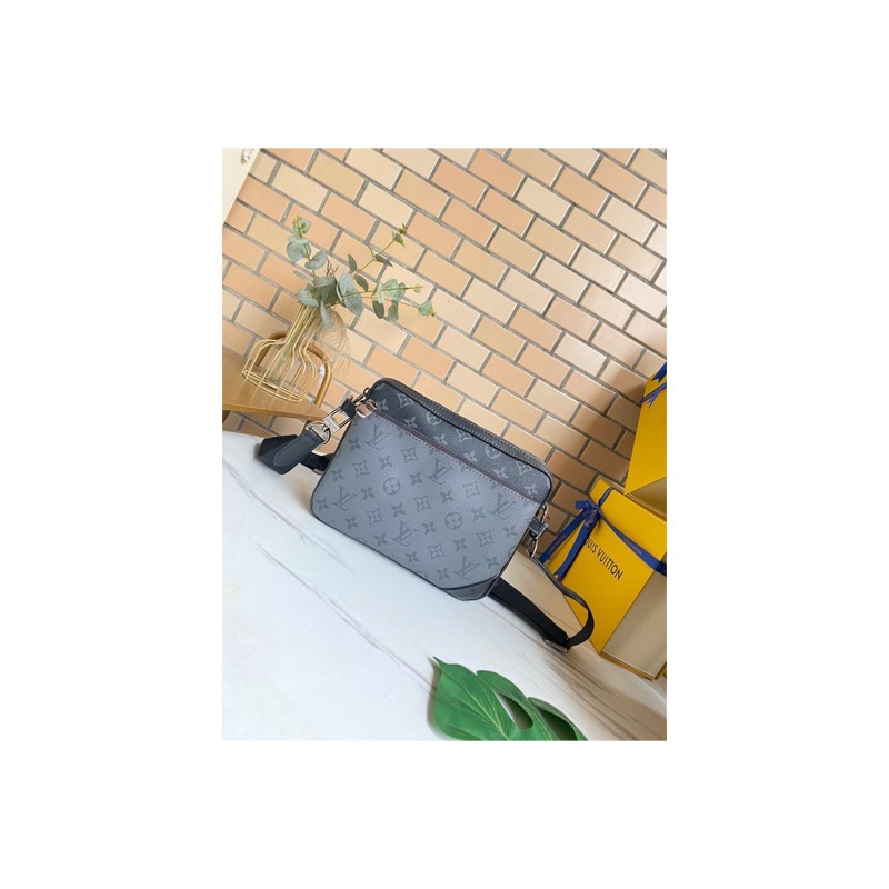 Louis Vuitton Monogram Shoulder Bag