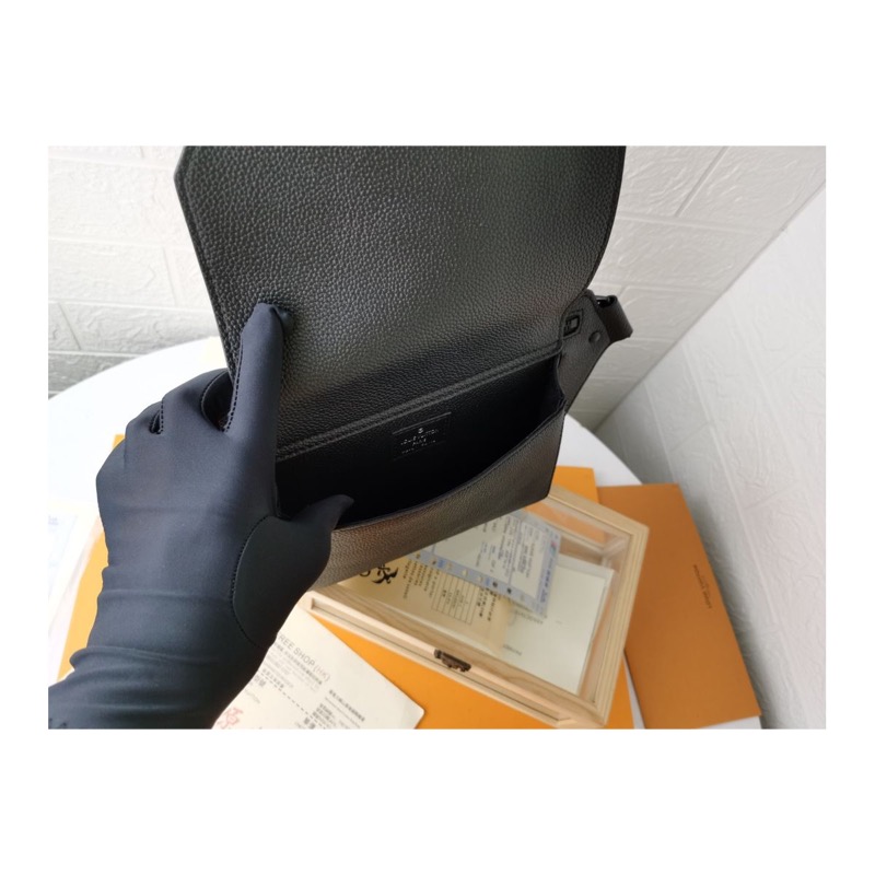 Louis Vuitton Monogram Shoulder Bag