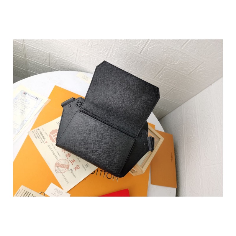 Louis Vuitton Monogram Shoulder Bag