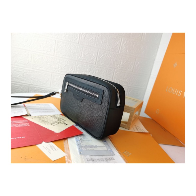 Louis Vuitton Monogram Clutch