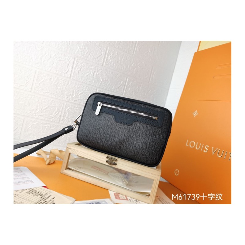 Louis Vuitton Monogram Clutch