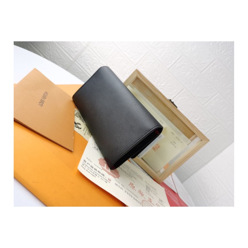 Louis Vuitton Capucines Bag