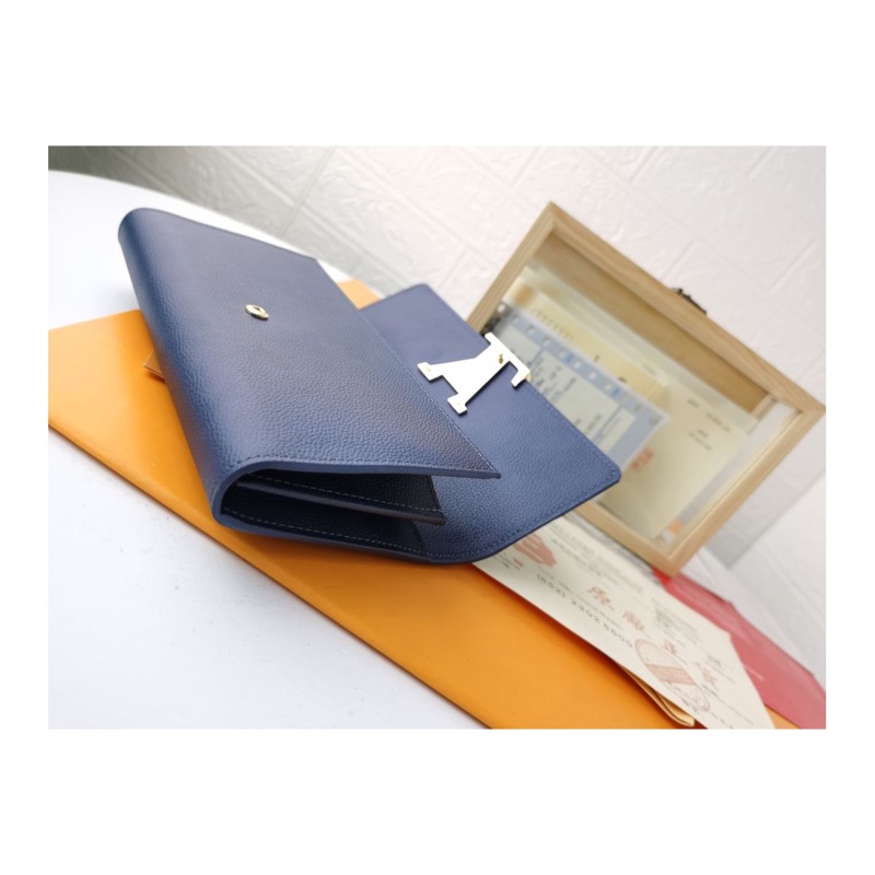 Louis Vuitton Capucines Bag