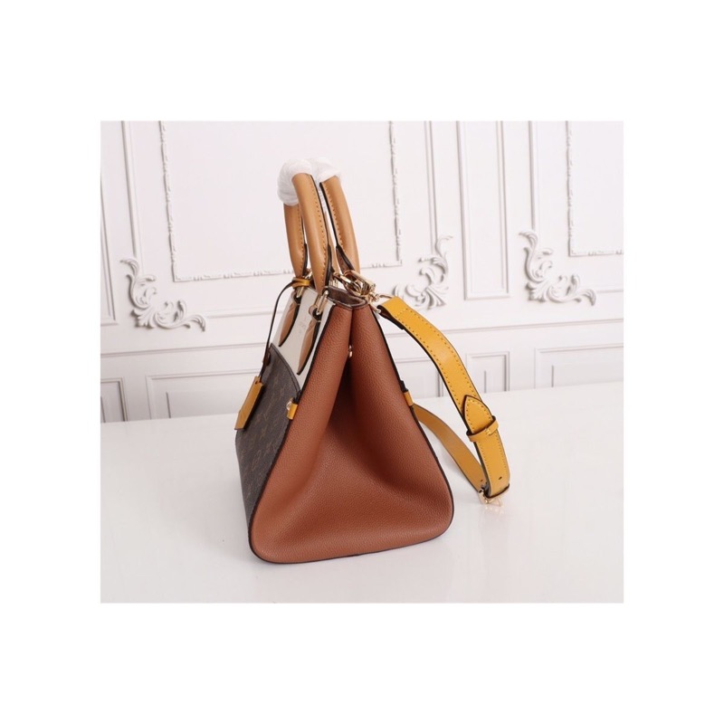 Louis Vuitton Neverfull Monogram Bag