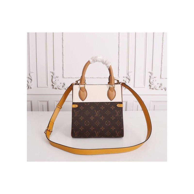 Louis Vuitton Neverfull Monogram Bag