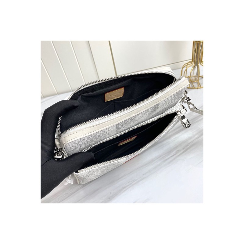 Louis Vuitton Shoulder Bag