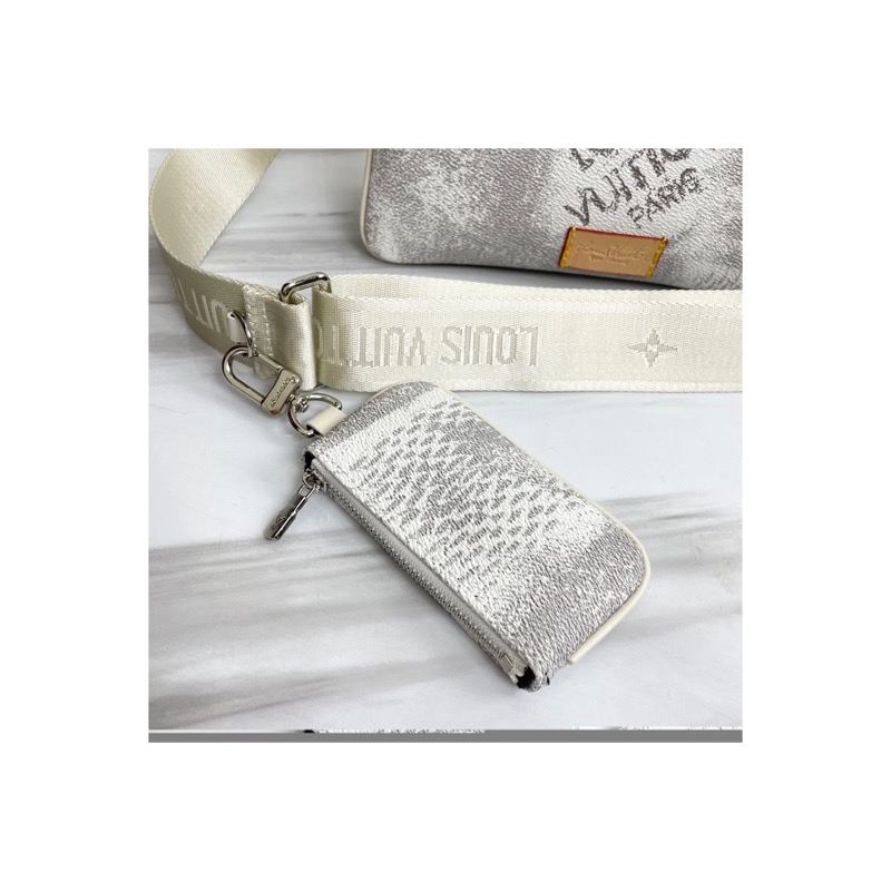 Louis Vuitton Shoulder Bag