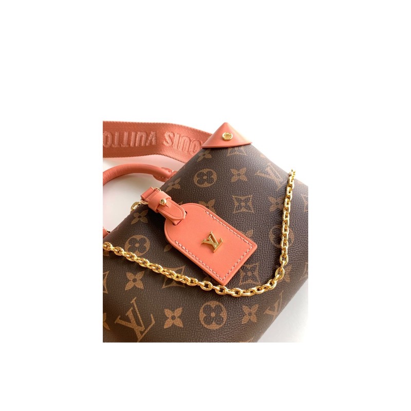Louis Vuitton Monogram Shoulder Bag