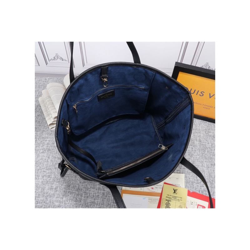 Louis Vuitton Neverfull Monogram Bag
