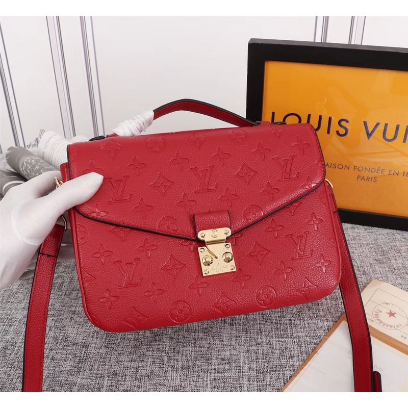 Louis Vuitton Pochette Metis Monogram Bag