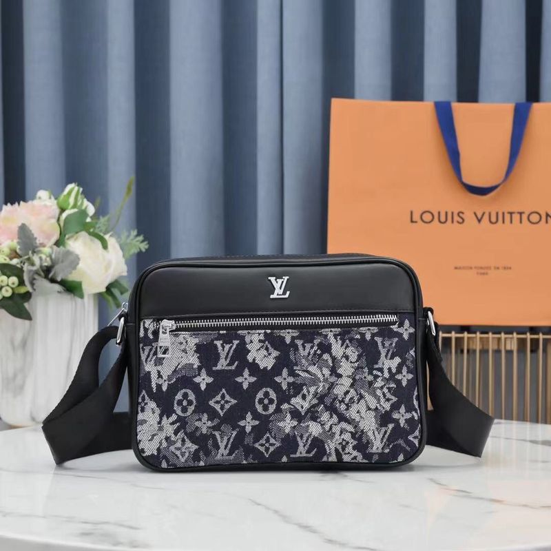 Louis Vuitton Monogram Shoulder Bag