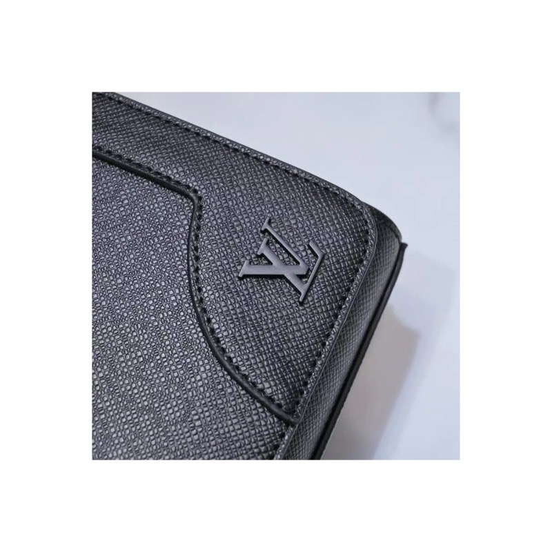Louis Vuitton Monogram Shoulder Bag