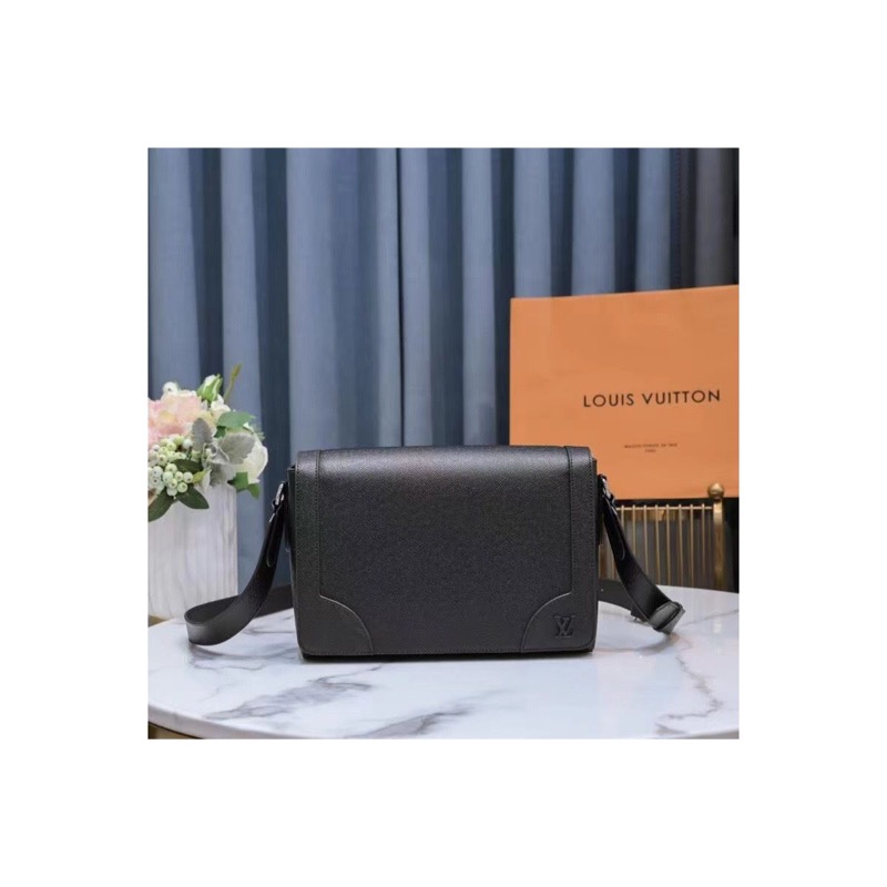 Louis Vuitton Monogram Shoulder Bag