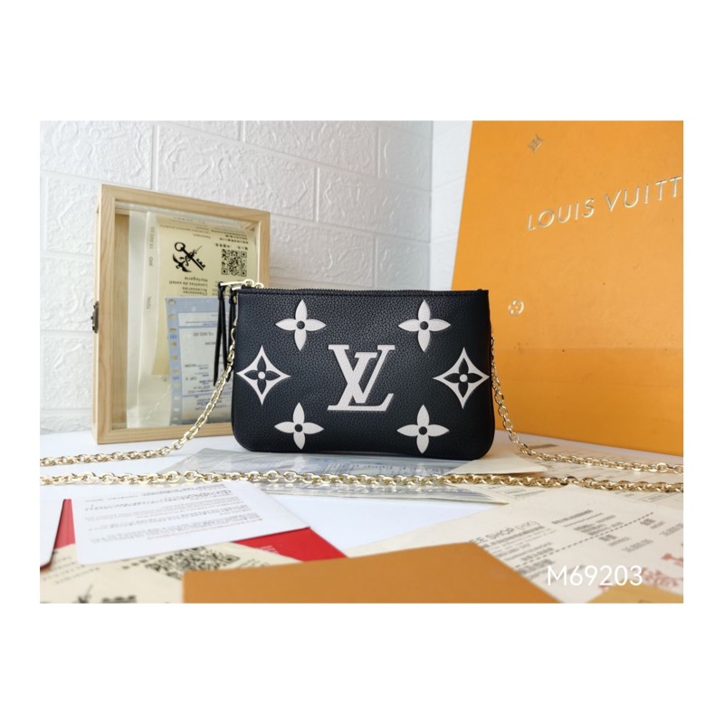 Louis Vuitton Neverfull Monogram Bag