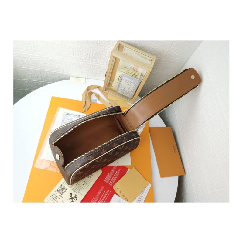 Louis Vuitton Dopp Kit Monogram Bag