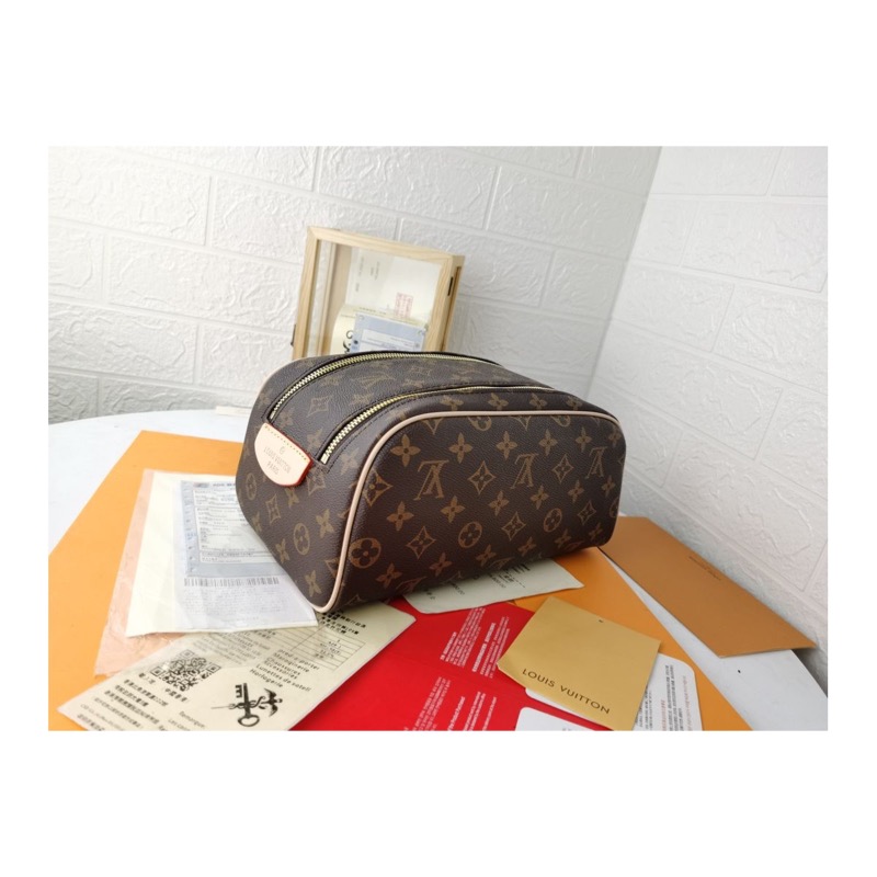 Louis Vuitton Dopp Kit Monogram Bag