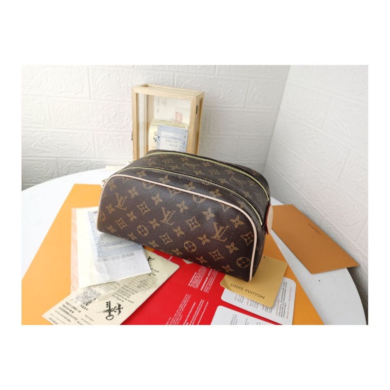 Louis Vuitton Dopp Kit Monogram Bag