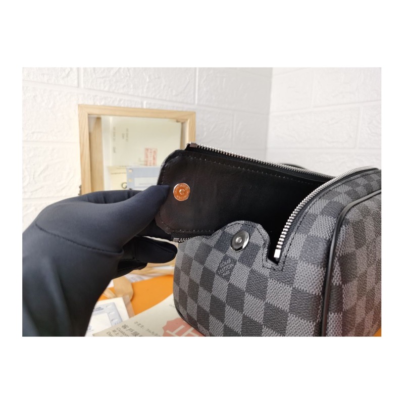 Louis Vuitton Dopp Kit Bag