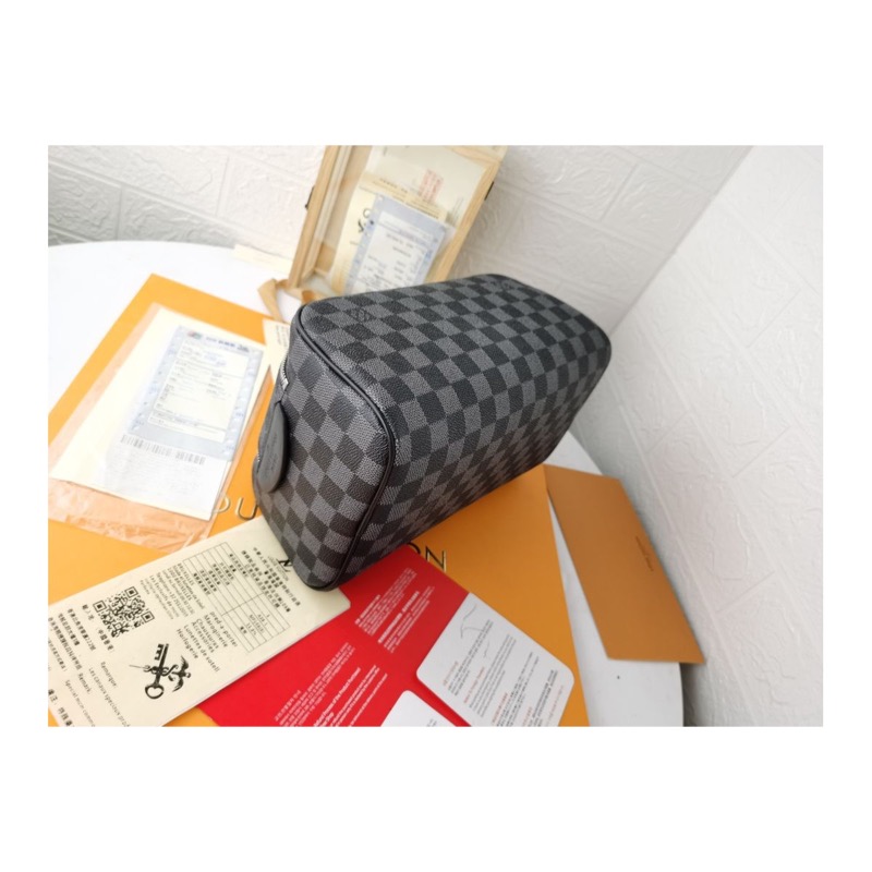Louis Vuitton Dopp Kit Bag