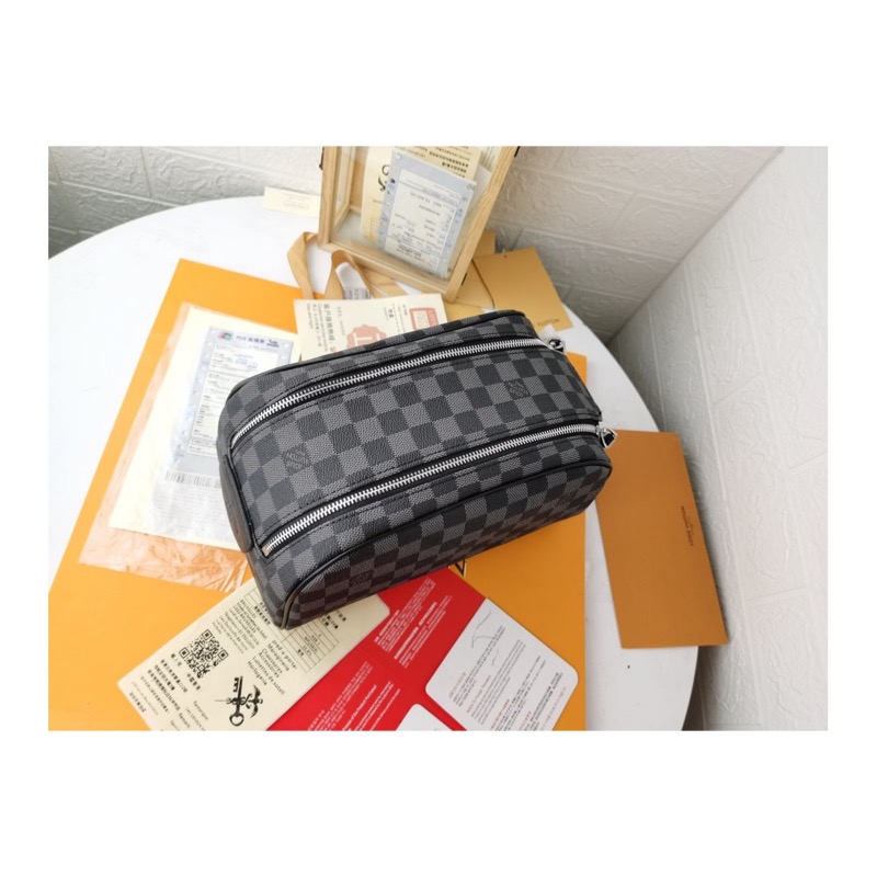 Louis Vuitton Dopp Kit Bag