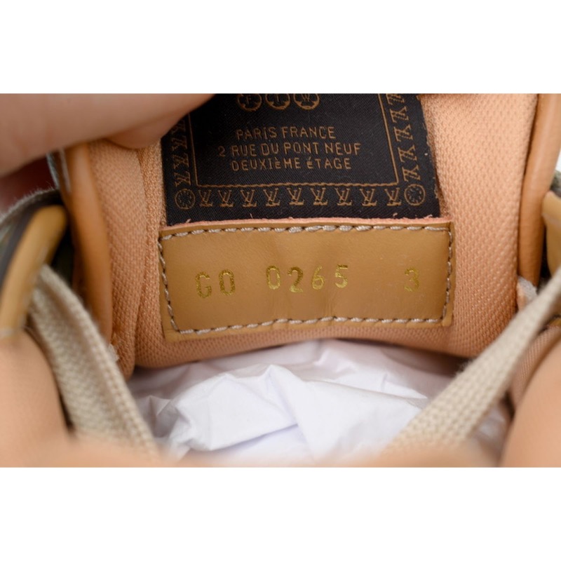 Louis Vuitton Sneakers