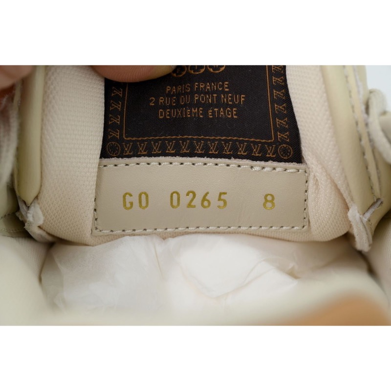 Louis Vuitton Sneakers