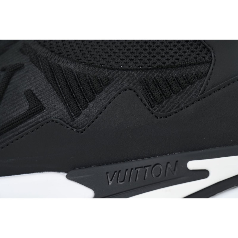 Louis Vuitton Runner Tatic Sneaker