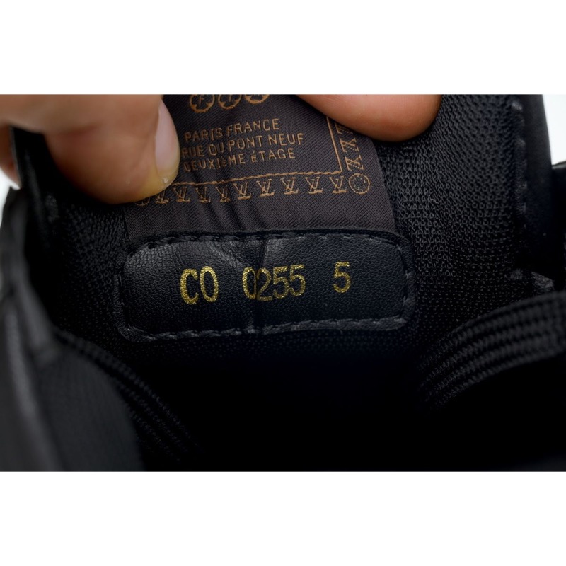 Louis Vuitton Trainer Sneaker