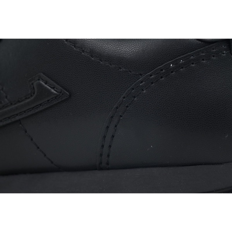 Louis Vuitton Trainer Sneaker