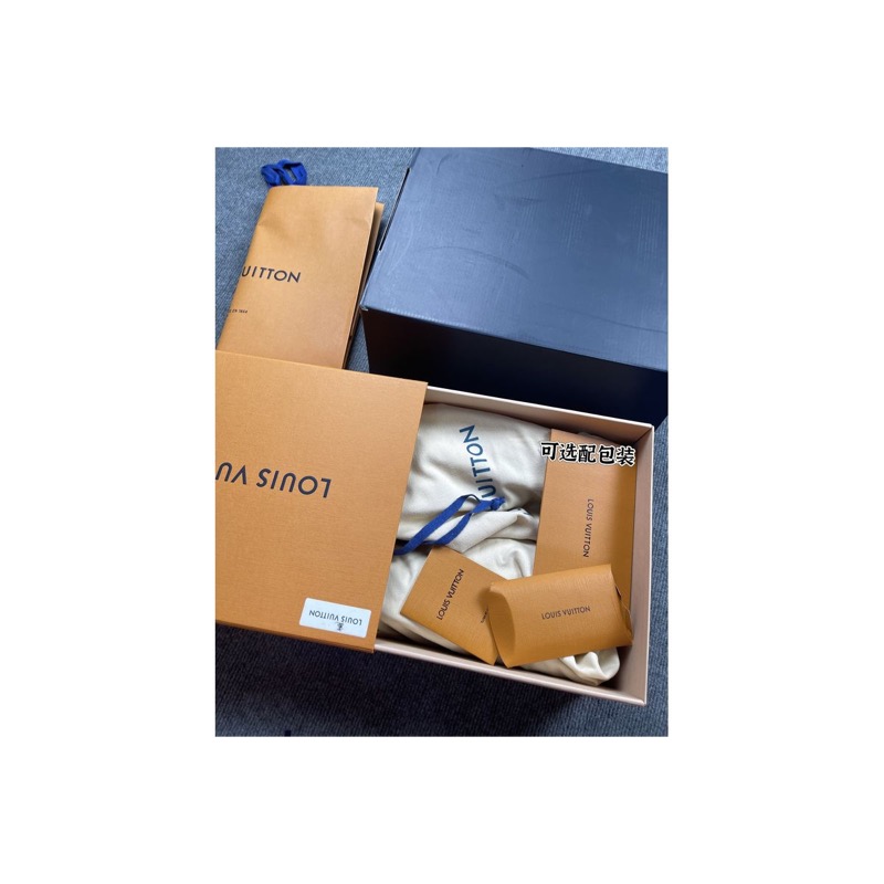 Louis Vuitton Sneakers