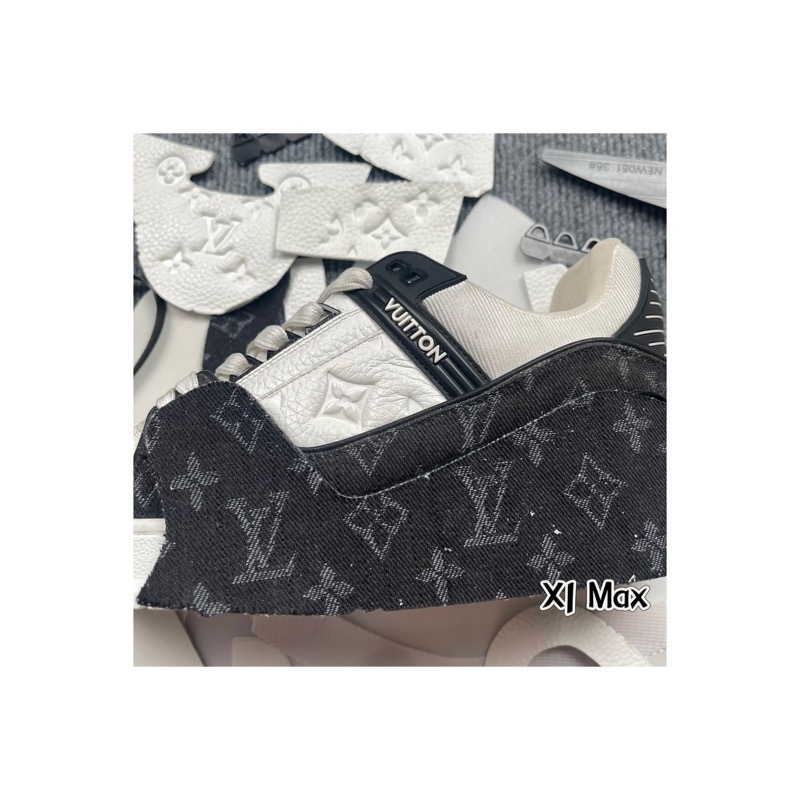 Louis Vuitton Sneakers