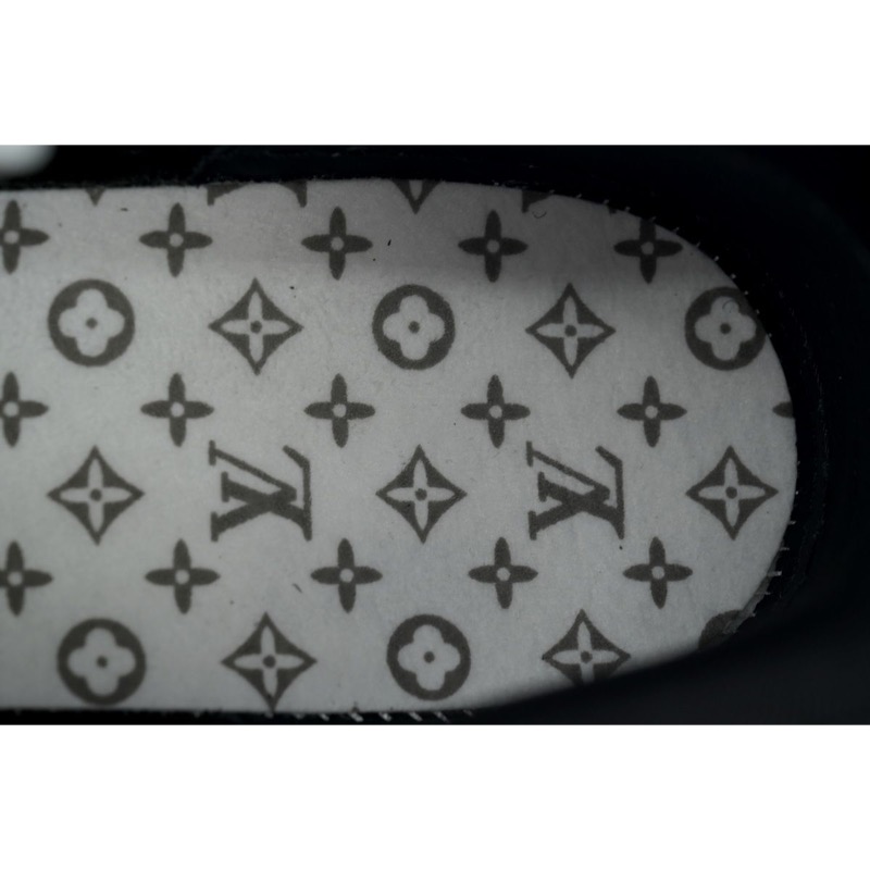 Louis Vuitton Trainer Sneaker