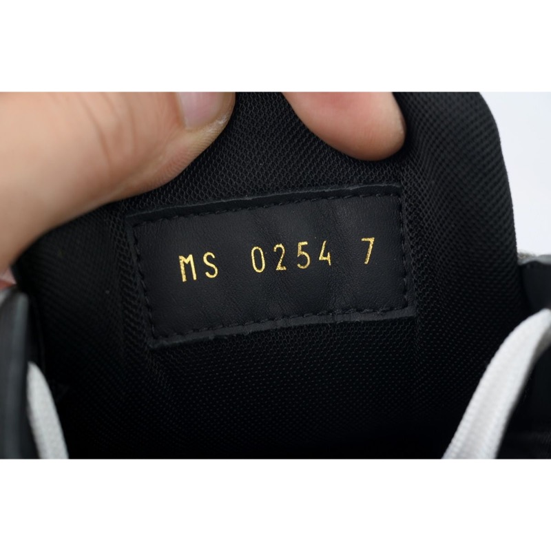 Louis Vuitton Trainer Sneaker