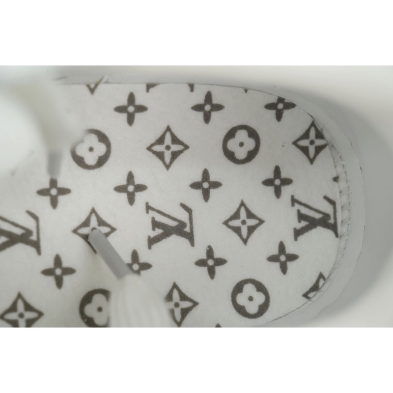 Louis Vuitton Trainer Sneaker