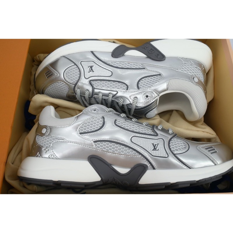 Louis Vuitton Trainer Sneaker