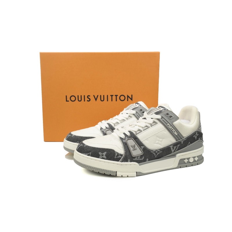 Louis Vuitton Trainer Sneaker