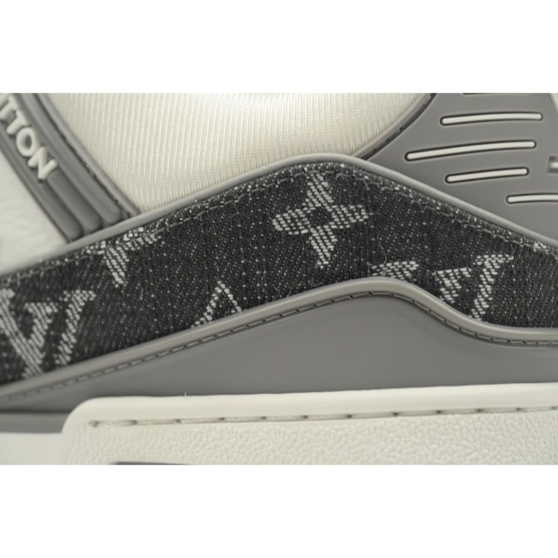 Louis Vuitton Trainer Sneaker