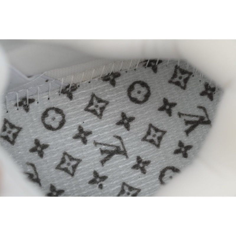 Louis Vuitton Trainer Sneaker