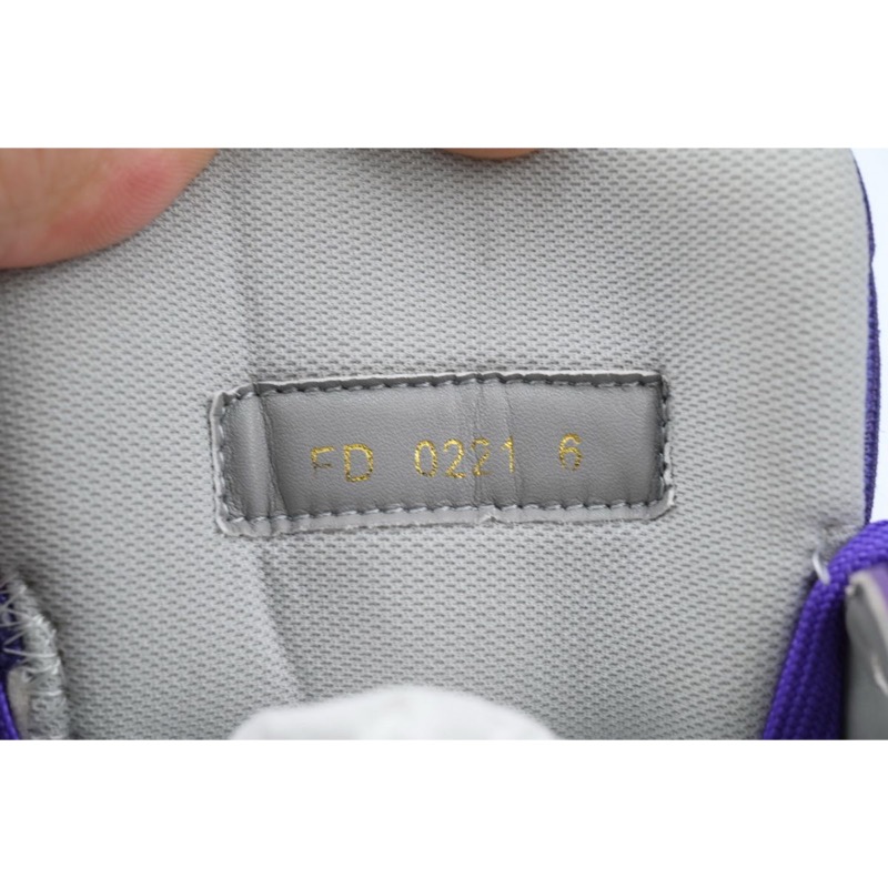 Louis Vuitton Trainer Sneaker
