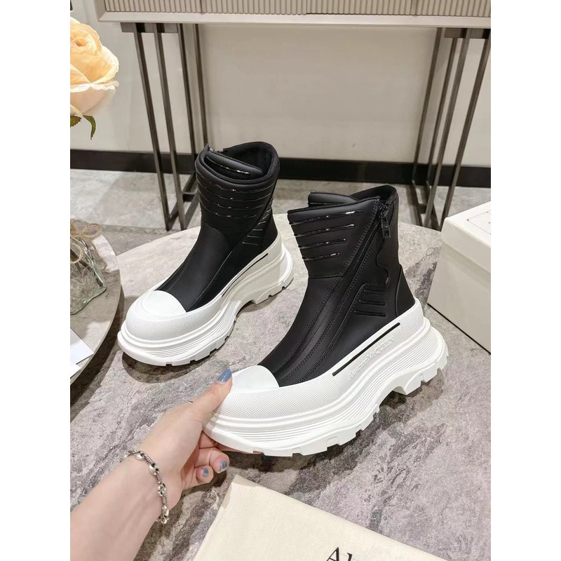 Alexander McQueen Tread Slick Boot 005