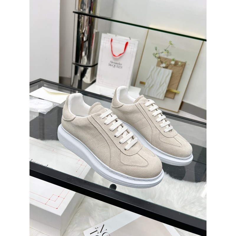 Alexander McQueen Oversized Sneaker 008