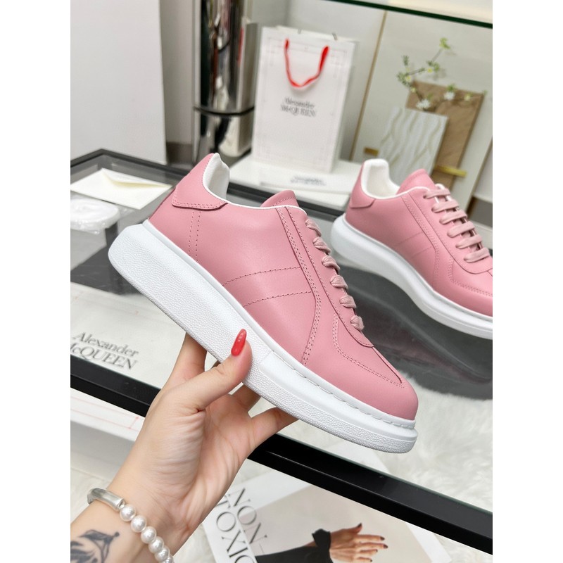 Alexander McQueen Oversized Sneaker 012