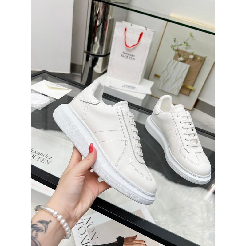 Alexander McQueen Oversized Sneaker 013