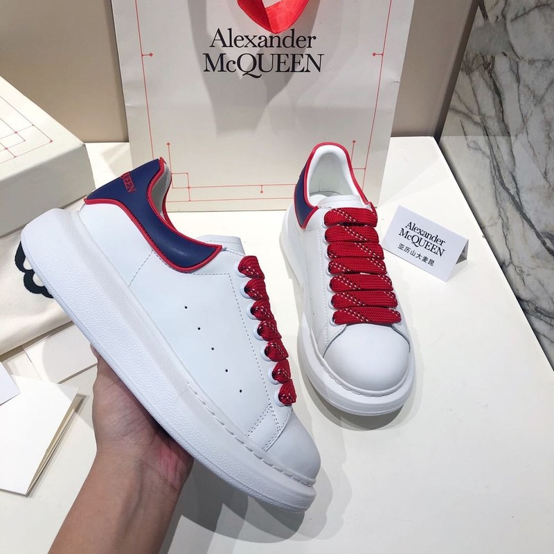 Alexander McQueen Oversized Sneaker 015