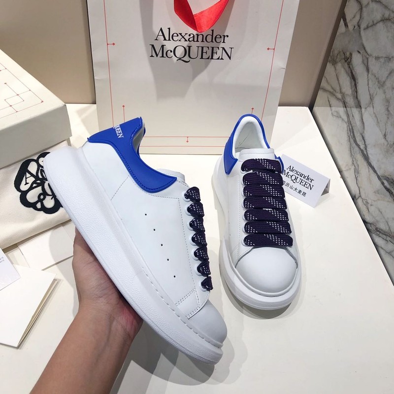 Alexander McQueen Oversized Sneaker 016