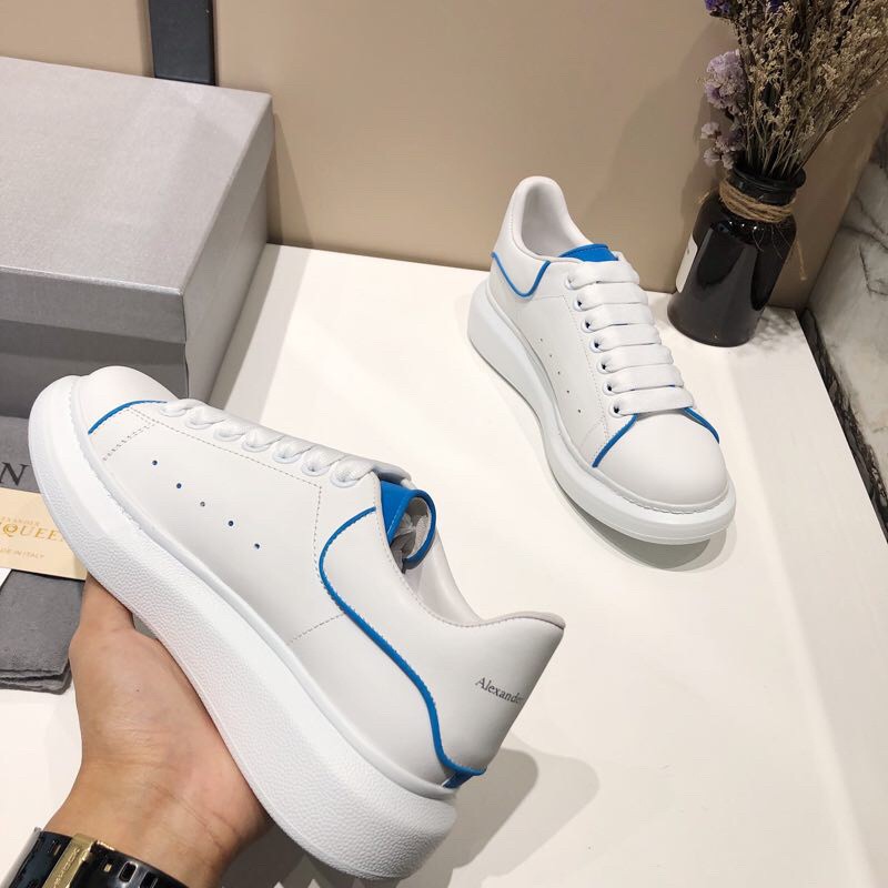Alexander McQueen Oversized Sneaker 036