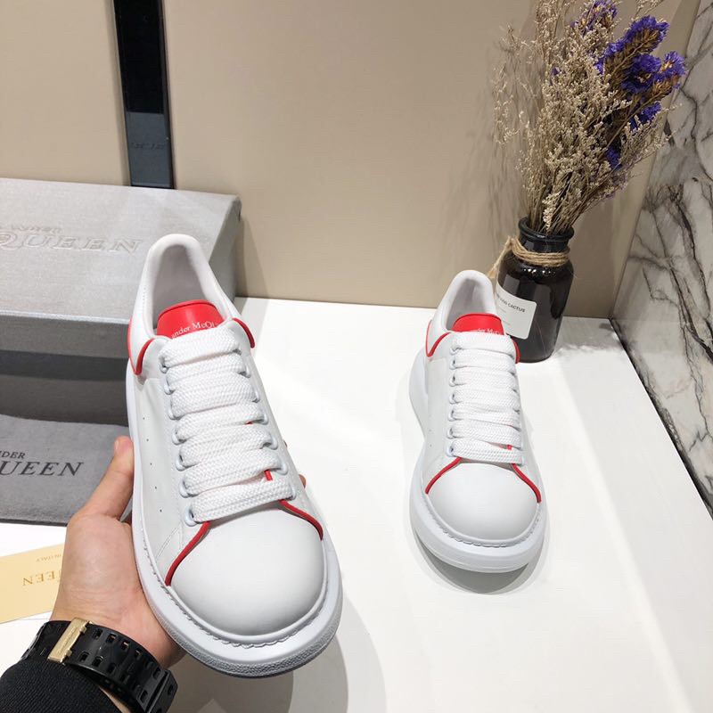 Alexander McQueen Oversized Sneaker 044